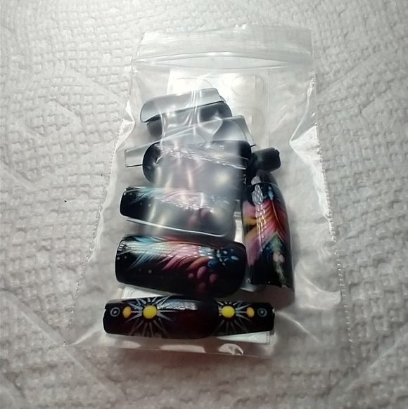 Press on nails black sun feather pink blue yellow orange art nail set - Picture 2 of 2